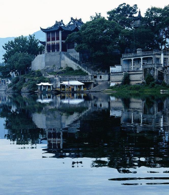 Ningbo Xikou International Youth Hostel Екстериор снимка